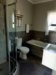 High Star at True North 2nd Floor Modern 2 Bedroom Apartment