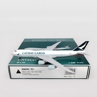 [Ready Stock Sale] Phoenix 04575 1: 400 Cathay Pacific Airlines B747-8F B-LJN Alloy Airplane Model