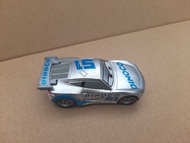 Xe mô hình Tomica - Xe Disney - Cars CruzRamirez DINOCO màu bạc trong phim vương quốc xe hơi rất đẹp