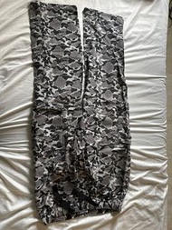 Columbia 迷彩長褲 M 碼