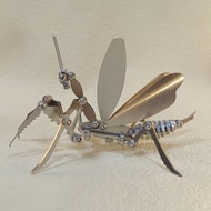 Mantis model metal puzzle 3D stereo model toy, stainless steel assembly, finished product, realistic