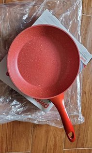 Pyrex non stick 24cm frypan 煎鍋 pan