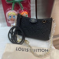 Lv easy pouch on strap M80349