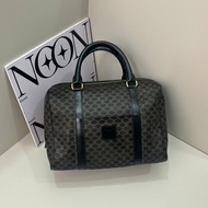 📍CELINE 波士頓