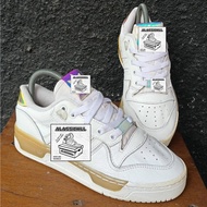 Size [36.5] /// R!V*LRY LOW