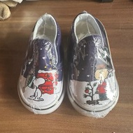 vans snoopy童鞋 vans 最小碼EUR17 US2C 有鞋盒 拍下再