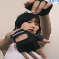 lululemon Uplift女士運動健身訓練防滑透氣騎行瑜伽擼鐵半指手套