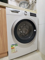 極輕用二手 Bosch Serie 6 8kg 洗衣機