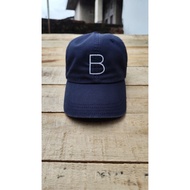 Brand B hat