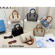 TB Women's Bag One Shoulder Boston Bag Portable Bag TB Printed Cowhide Crossbody Bag WITH BOX TB7777