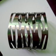 Silver bangle