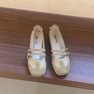 Comfortable Mary Jane Flats