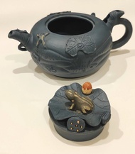 青蛙荷葉紫砂茶壺