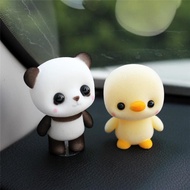 ◊❍№Bebek kuning kecil berbondong-bondong hadiah kreatif hiasan kereta segar kecil hiasan boneka haiw