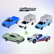 Majorette ISUZU Dmax Two Rows Toyota Hilux Revo