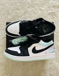 🔝Air Jordan 1 low SE supernova 白黑綠