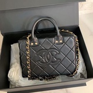 13/9門市現貨｜Chanel 22B Vanity Case 復古盒子包😍化妝包