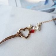 /浪漫心語/ 金色愛心 珠串仿皮繩纏繞 手鍊 P40