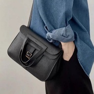 99新 Hermes愛馬仕 黑金Halzan 25