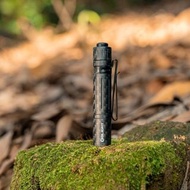 Olight I3T EOS Carbon 碳纖維 AAA 電筒