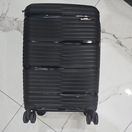 RM88 cash and carry solide Antu thief zipper tsa lock winter time luggage bag 360°c spinner wheel