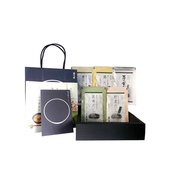 Kayanoya Dashi Stock: Gift Box with Paper Carry Bag. Gift Set of 5 (8g x 5 bags): Kayanoya Dashi Sto