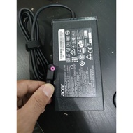 Adapter Gaming Acer Nitro 19V 7.1A