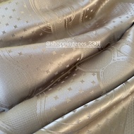 愛馬仕 Hermes 全新品 全真絲 100%silk 140絲巾 亞麻色
