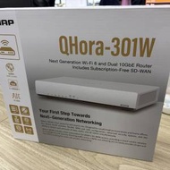 Qnap QHora-301W