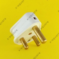 UMS 15A Plug Top (3-pin round)