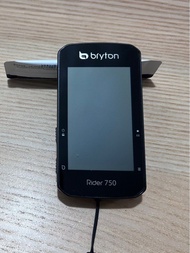 Bryton 750 彩色單車碼錶 連原裝輕量鋁合金錶架