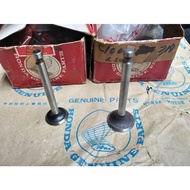 Honda C100 Motorcycle⭐ Intake and outlet valve.HM original Japan parts