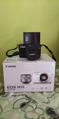 Kamera canon EOS M10