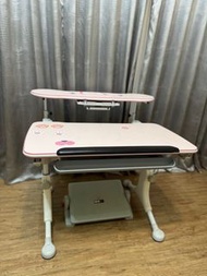 Art so 亞梭成長書桌