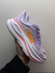 Hoka One One Bondi 9 休閒跑步鞋 紫白色