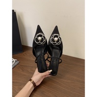 สไตล์เกาหลีแบบใหม่ผู้หญิงอารมณ์ฝรั่งเศสดอกไม้หัวแหลมกระเป๋ารองเท้าแตะเปิดส้นรองเท้ายี่ห้อ Mueller