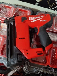 Milwaukee 美沃奇 2541-20 M12 F釘槍