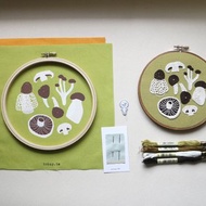 DIY手作刺繡材料包 / 菇菇家族