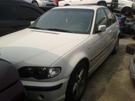 2003年式 BMW寶馬318i 2千cc新式引擎 全車零件拆賣（零件車 權利車流當車）