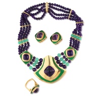 Gold, Amethyst, Chrysoprase and Enamel Jewelry Suite