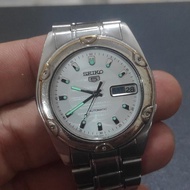 SEIKO 5 17J REF. 7009-6030 Circa 1995