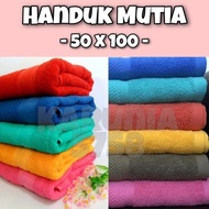 Mutia Towel 50x100 - DOZENS