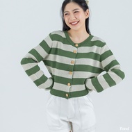 Fond - เสื้อแขนยาว ไหมพรม ลายทางขาวเขียว คอกลม เนื้อผ้านุ่ม