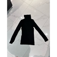 Forwarding Uniqlo Heattech Extra Warm Turtleneck Shirt L (woman) Black Color Ribbed Fabric