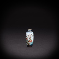 A famille-rose 'prunus blossom and magpies' snuff bottle, Seal mark and period of Qianlong | 清乾隆 粉彩喜