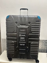 二手系列：原價過千30 吋V Roox 行李箱 + 四個全新軸承滾滑輪子；V Roox 30 inch luggage + 4 new bearing wheels 78 x 51 x 29cm