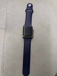 Apple Watch Series se 2 , 40mm ,電池健康度 77%，gps