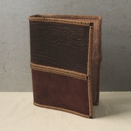 【城市說夢人 】  手縫皮革書套 A4 資料夾 三孔圓形夾 書套