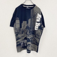 เสื้อยืดแขนสั้นพิมพ์ลาย ROBIN RUTH รุ่น NEW YORK สีน้ำเงินเข้ม ไซส์ L สไตล์วินเทจ