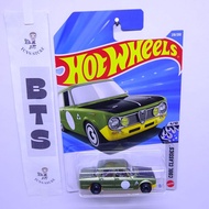 HIJAU Hot Wheels Alfa Romeo Giulia TI Super Green Yellow Base